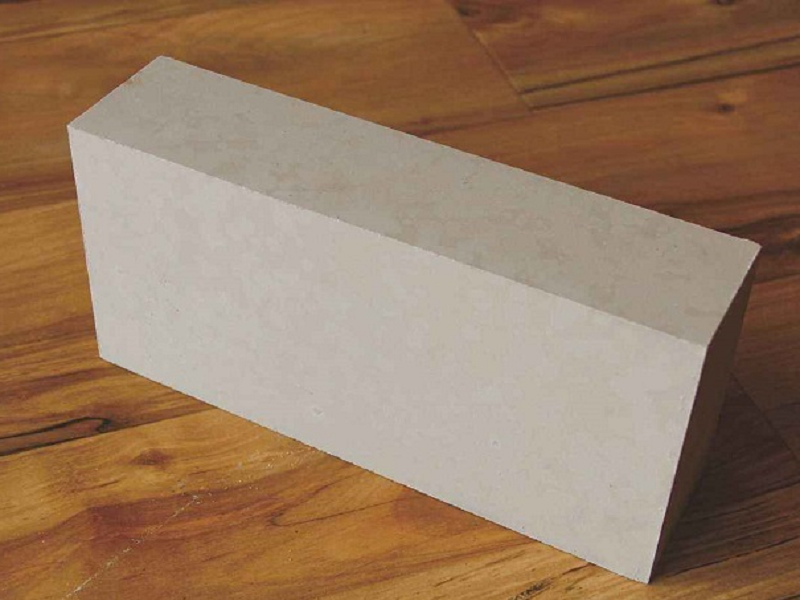 Refractory zircon brick