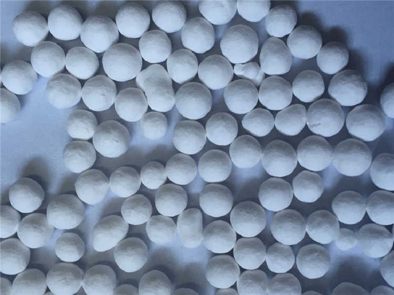 Activated alumina ceramic ball